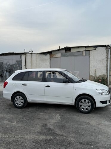 Skoda Fabia-6
