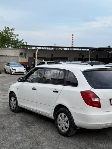 Skoda Fabia-7