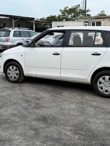 Skoda Fabia-4