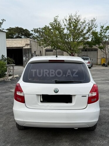 Skoda Fabia-5