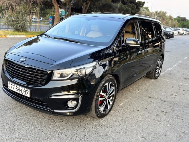 Kia Carnival-15