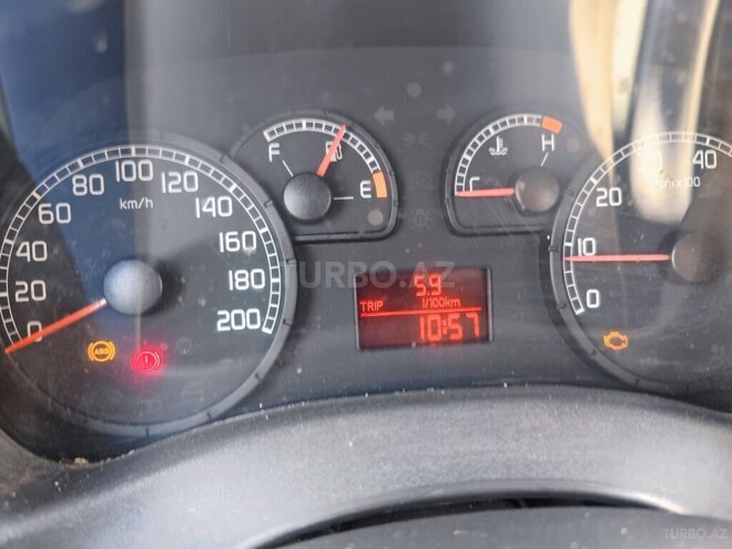 Fiat Doblo-12