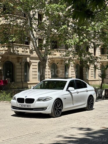 BMW 528-1