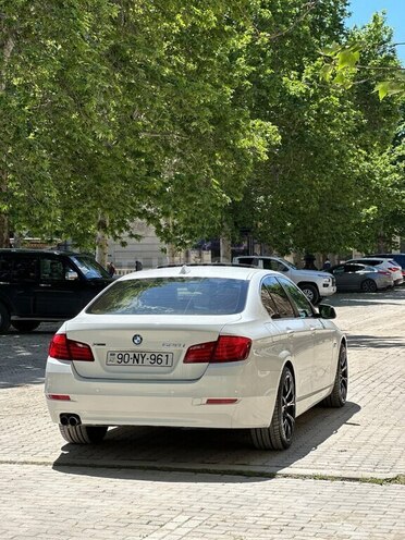 BMW 528-10