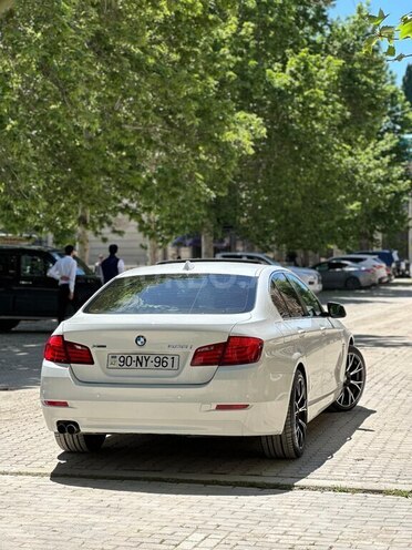 BMW 528-12