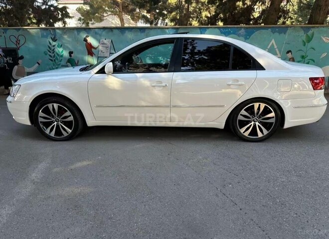 Hyundai Sonata-5