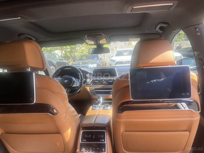 BMW 730-3