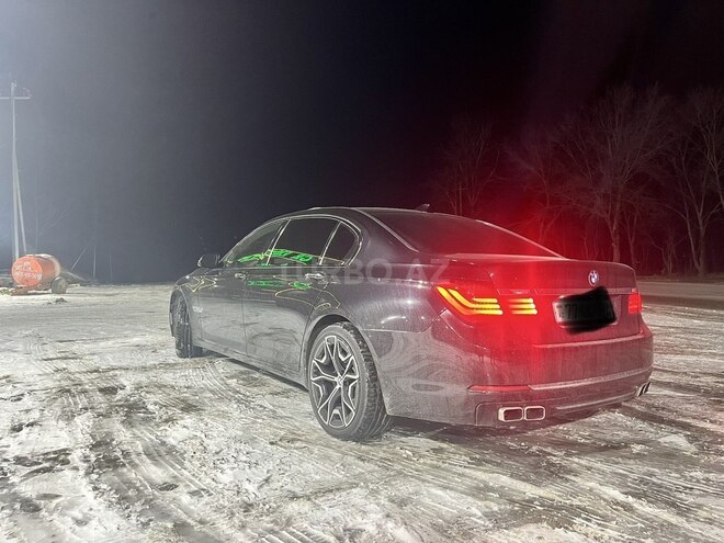 BMW 750-3