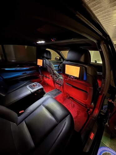 BMW 750-5