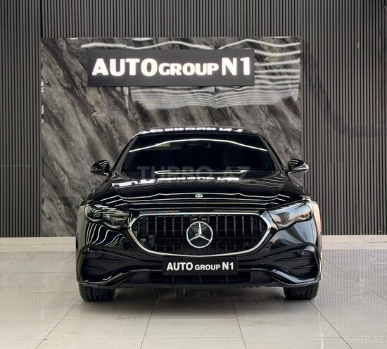 Mercedes E 200-1