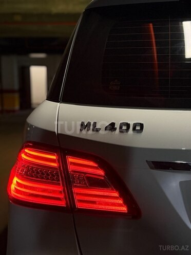 Mercedes ML 400 4MATIC-6