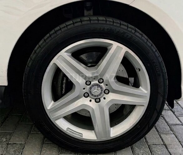 Mercedes ML 400 4MATIC-20