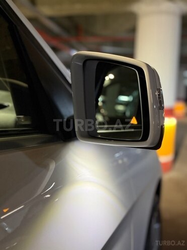 Mercedes ML 400 4MATIC-9