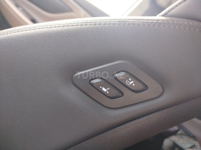 Hyundai Santa Fe-10