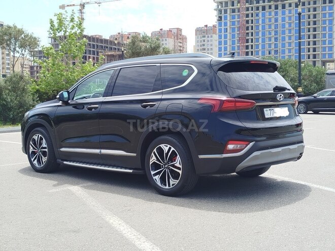 Hyundai Santa Fe-19