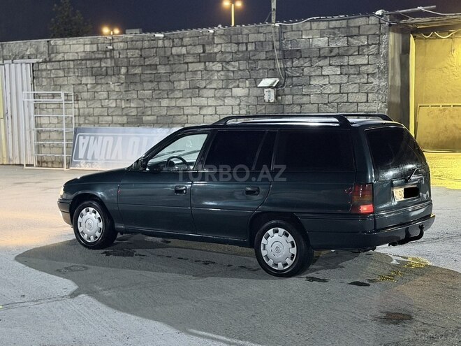 Opel Astra-3