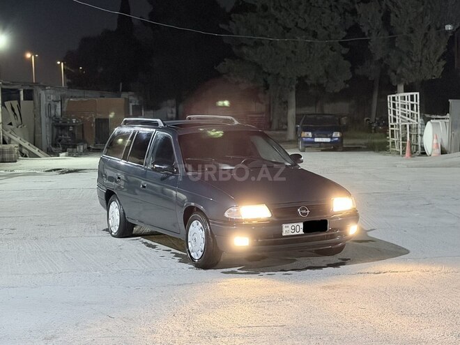 Opel Astra-14
