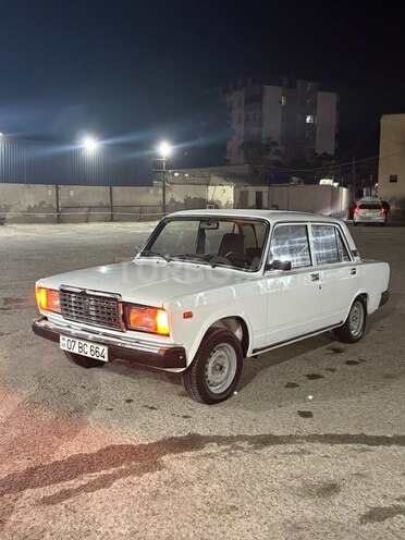 LADA (VAZ) 2107-1