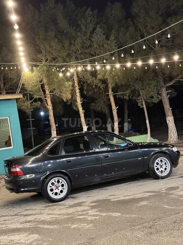 Opel Vectra-6