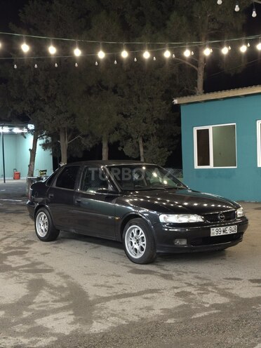 Opel Vectra-3