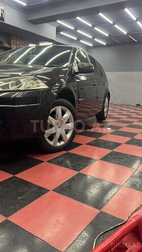 Renault Megane-4