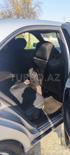 Mercedes E 220-8
