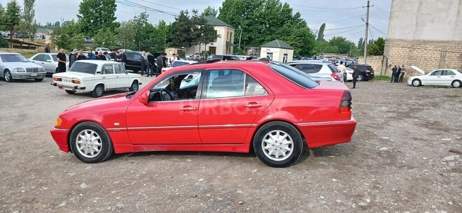 Mercedes C 200-2