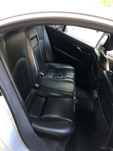 Mercedes E 220-8