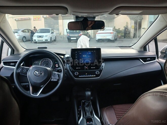 Toyota Corolla-9