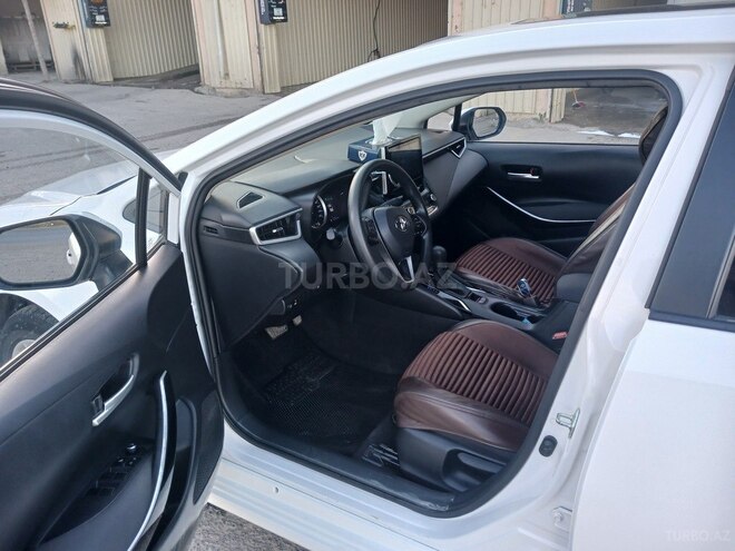 Toyota Corolla-8