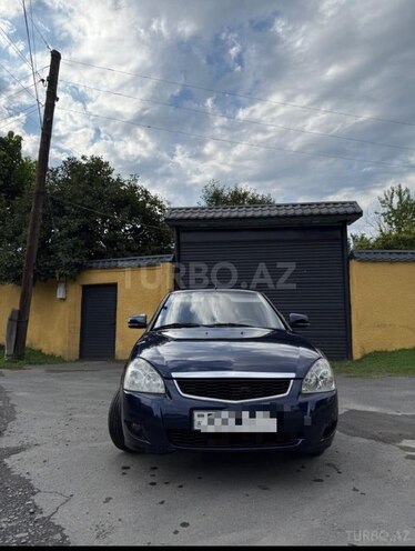 LADA (VAZ) Priora-1