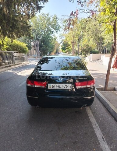 Hyundai Sonata-2