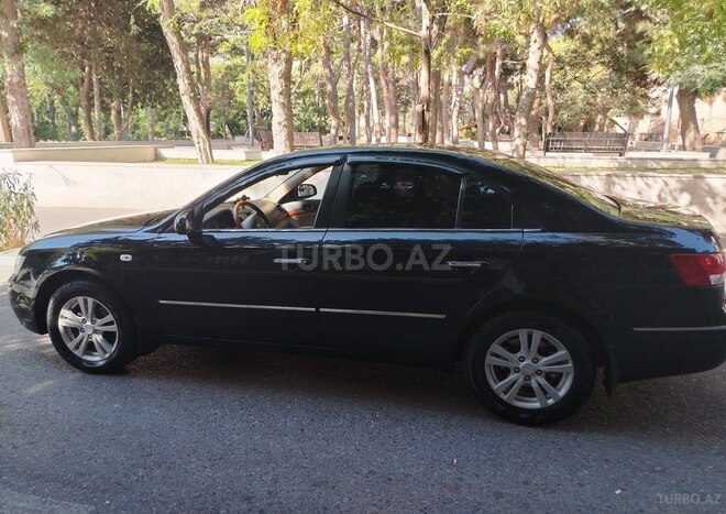 Hyundai Sonata-3