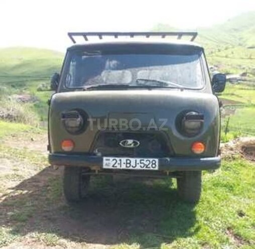 UAZ 452-1