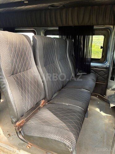 Ford Transit-7