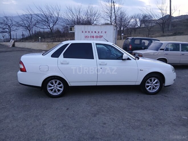 LADA (VAZ) Priora-6