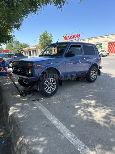LADA (VAZ) Niva-2