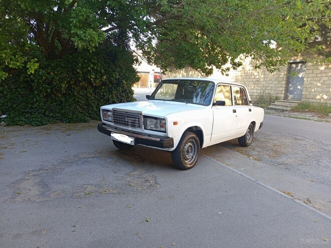 LADA (VAZ) 2107-10