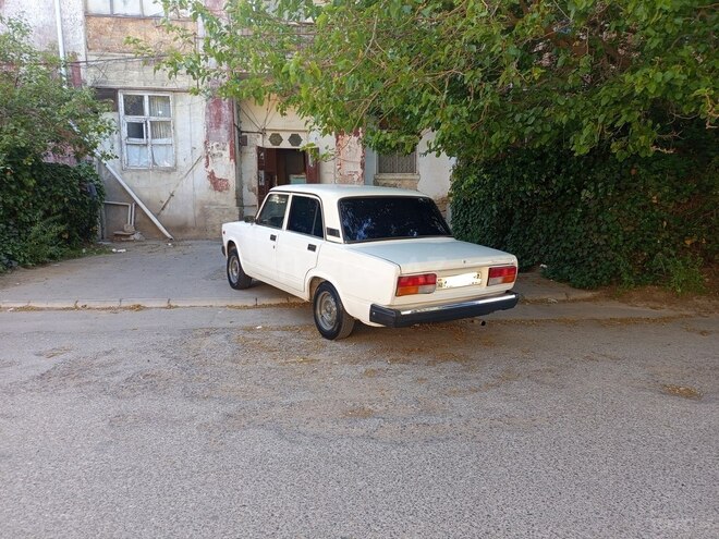 LADA (VAZ) 2107-3