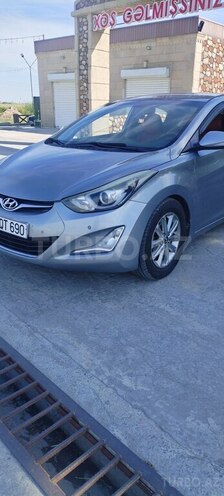 Hyundai Avante-2