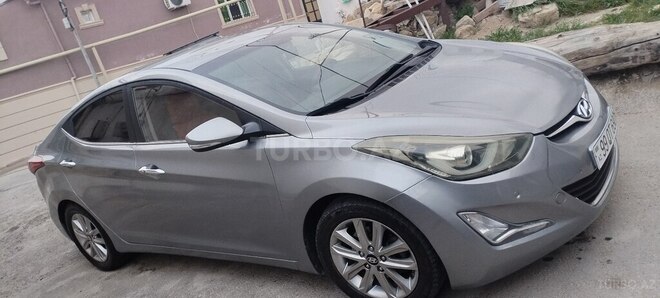Hyundai Avante-4
