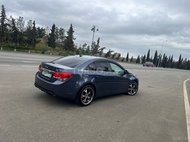 Chevrolet Cruze-3