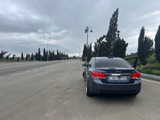 Chevrolet Cruze-8
