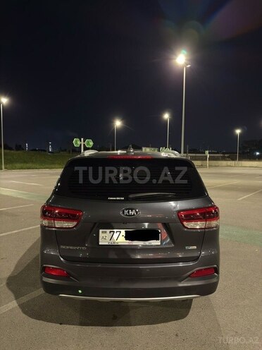 Kia Sorento-5
