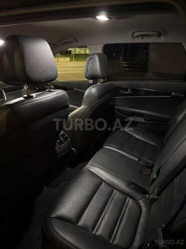 Kia Sorento-17