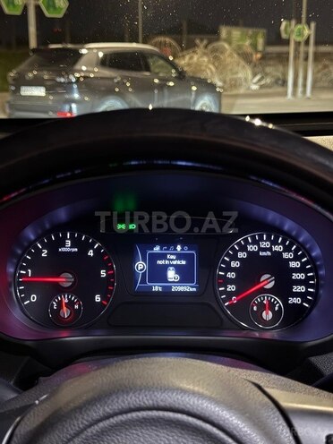 Kia Sorento-12