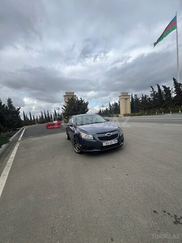 Chevrolet Cruze-14