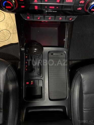 Kia Sorento-11