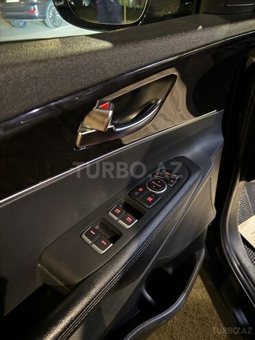 Kia Sorento-14