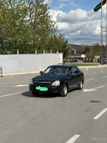 LADA (VAZ) Priora-1